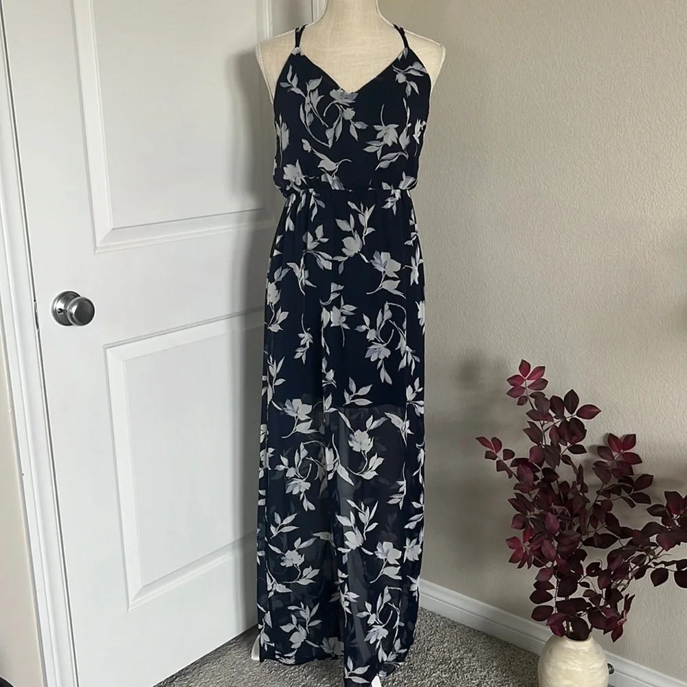 Sienna Sky dress - Picture 1 of 8